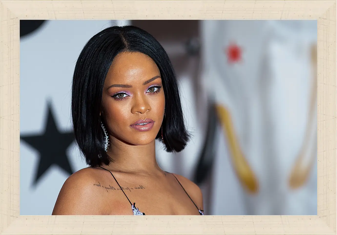 Картина в раме - Рианна. Rihanna