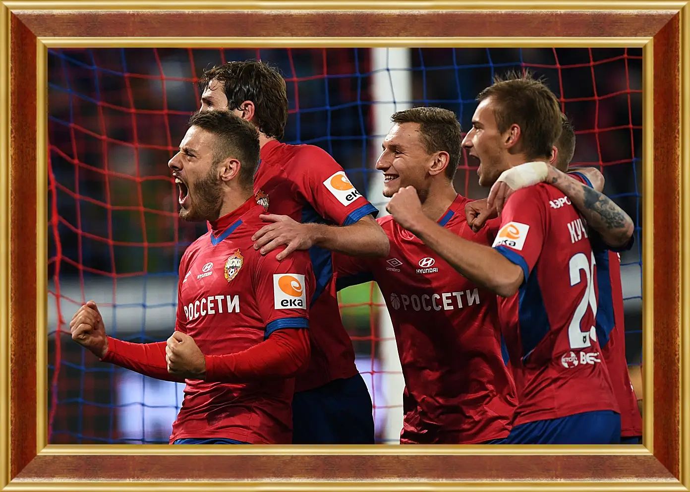 Картина в раме - Празднование гола. ФК ЦСКА Москва. FC CSKA Moscow