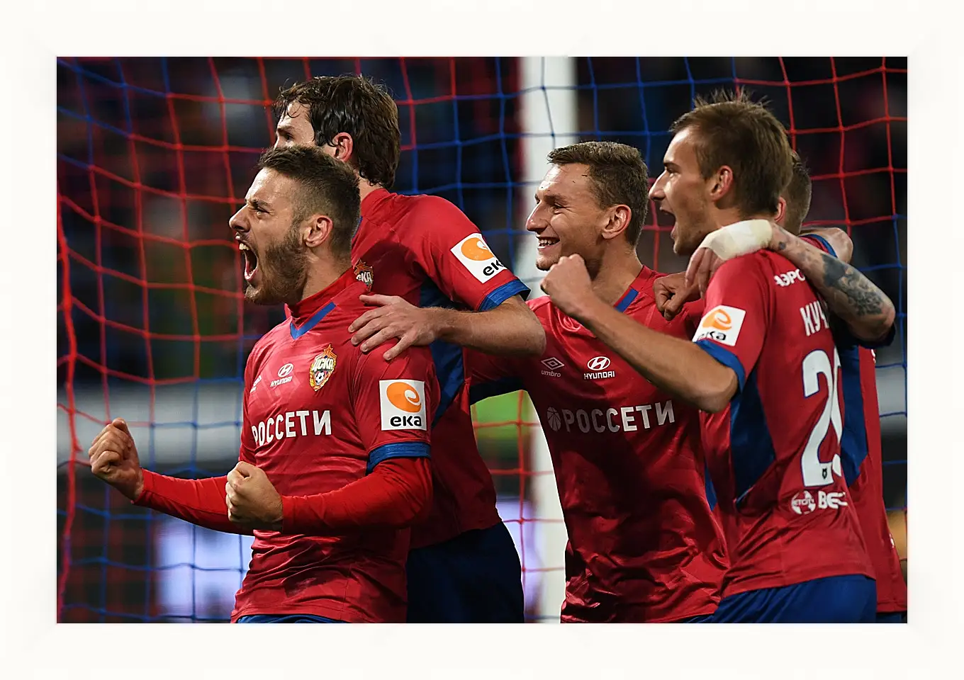 Картина в раме - Празднование гола. ФК ЦСКА Москва. FC CSKA Moscow