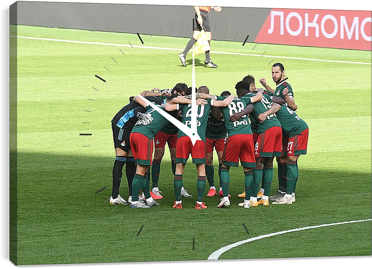 Часы картина - Перед матчем. ФК Локомотив Москва. FC Lokomotiv Moscow