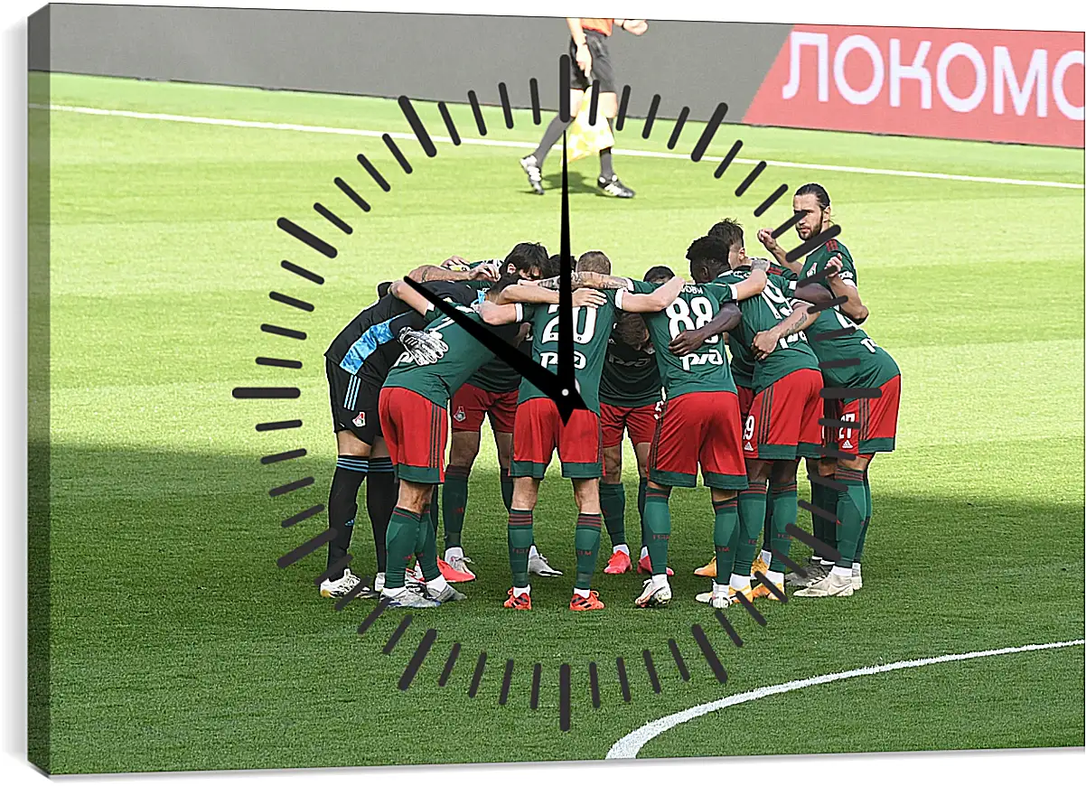 Часы картина - Перед матчем. ФК Локомотив Москва. FC Lokomotiv Moscow