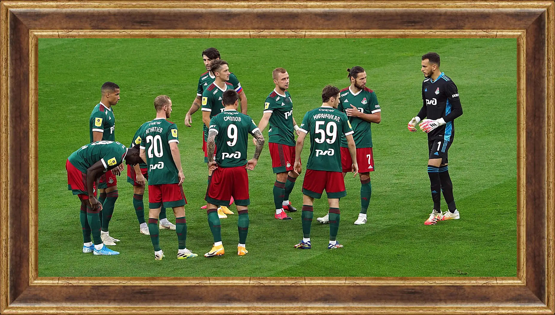 Картина в раме - Перед матчем. ФК Локомотив Москва. FC Lokomotiv Moscow