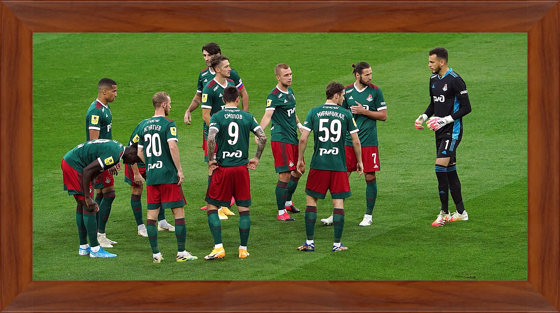 Картина в раме - Перед матчем. ФК Локомотив Москва. FC Lokomotiv Moscow