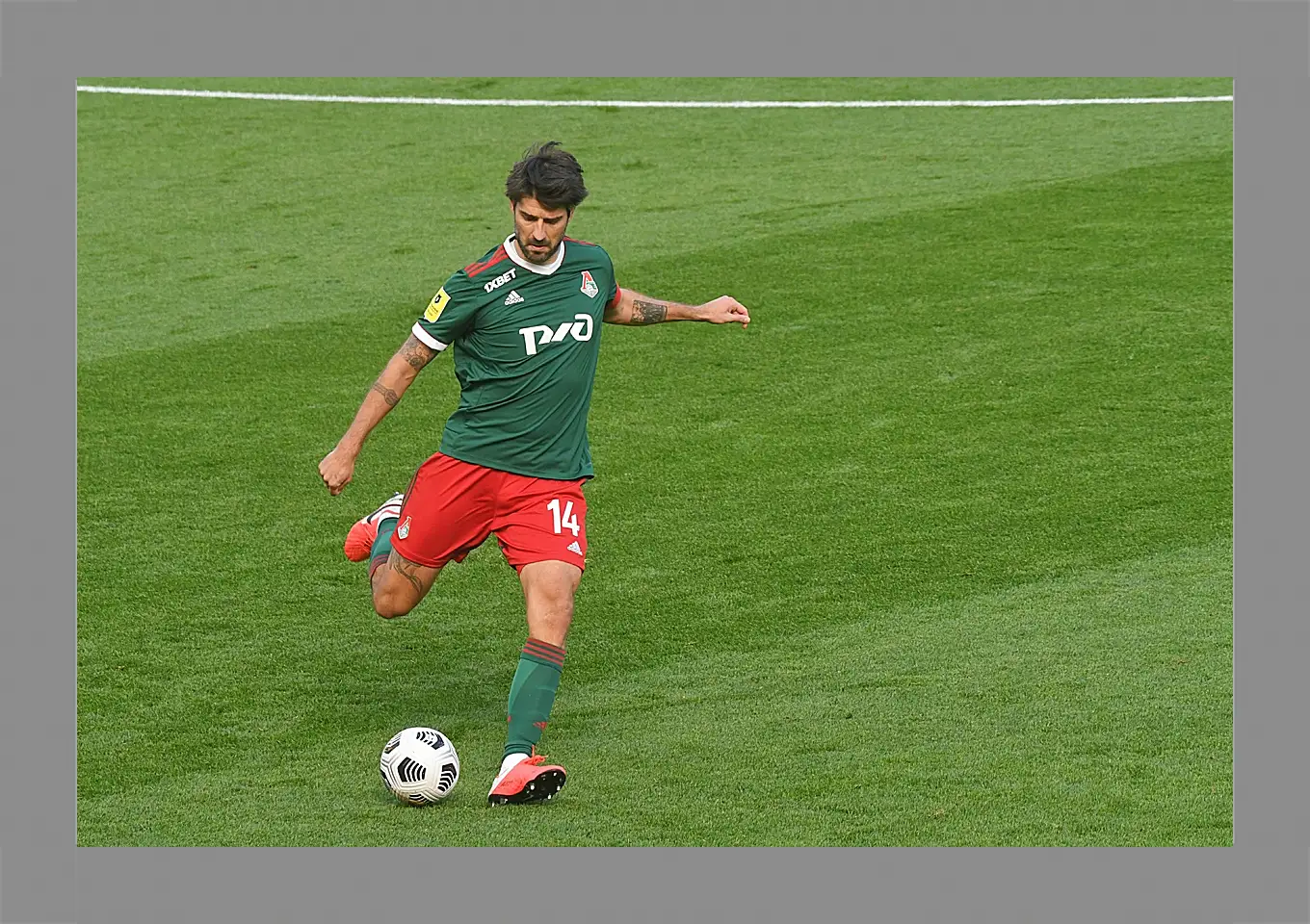 Картина в раме - Ведран Чорлука. ФК Локомотив Москва. FC Lokomotiv Moscow