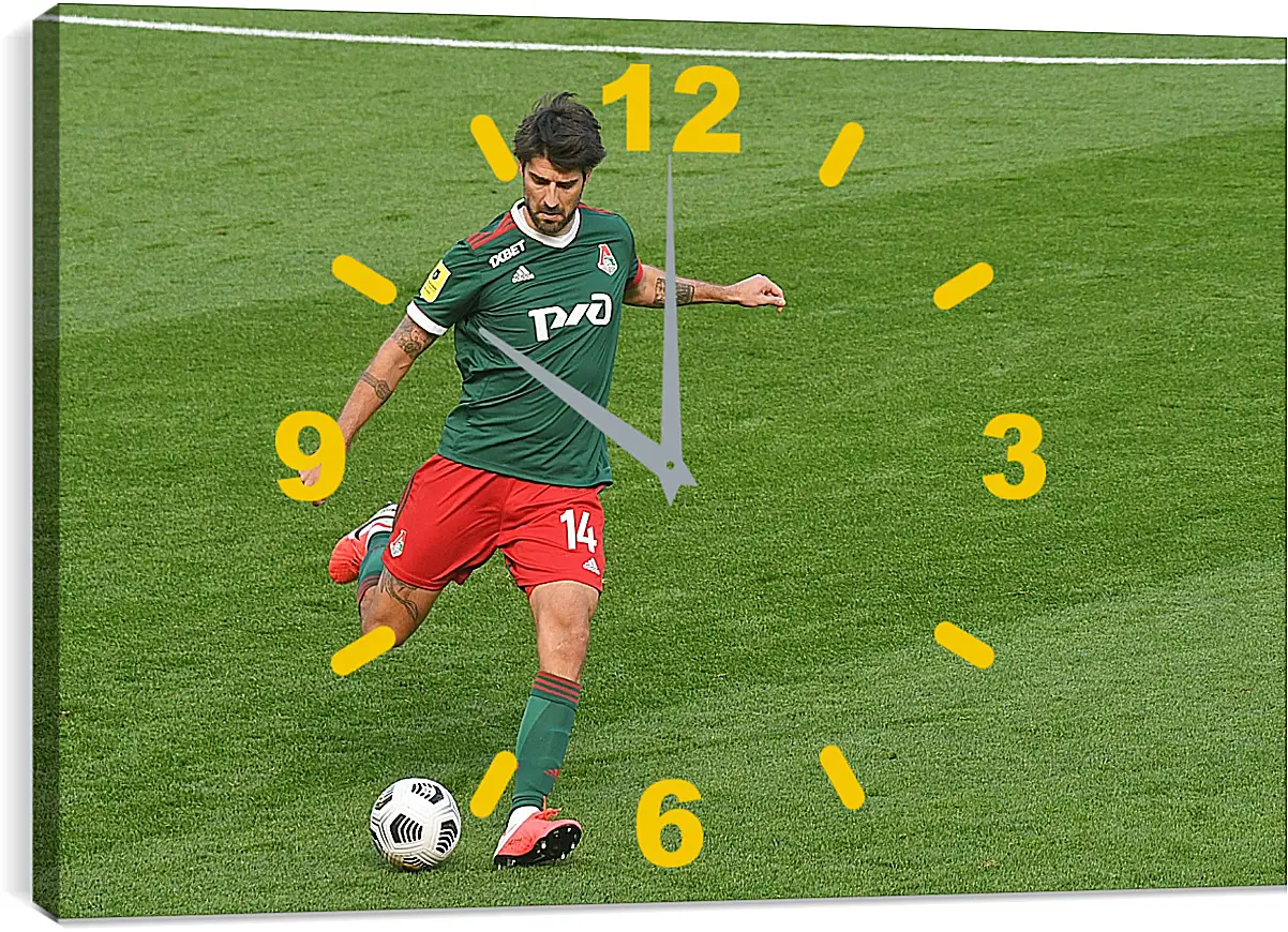 Часы картина - Ведран Чорлука. ФК Локомотив Москва. FC Lokomotiv Moscow