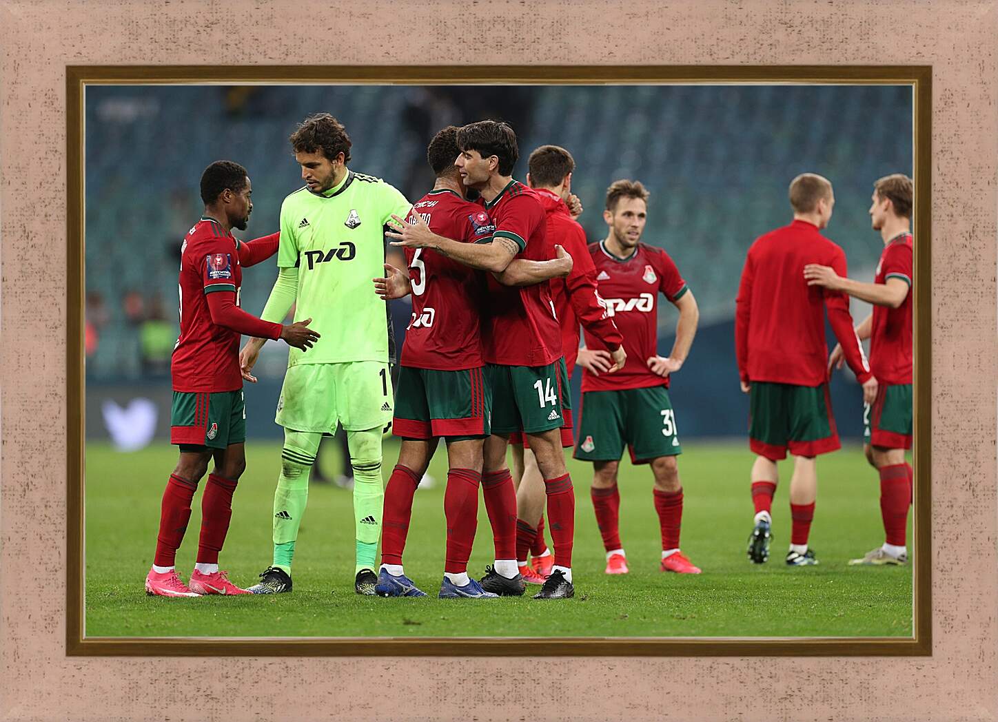 Картина в раме - После матча. ФК Локомотив Москва. FC Lokomotiv Moscow