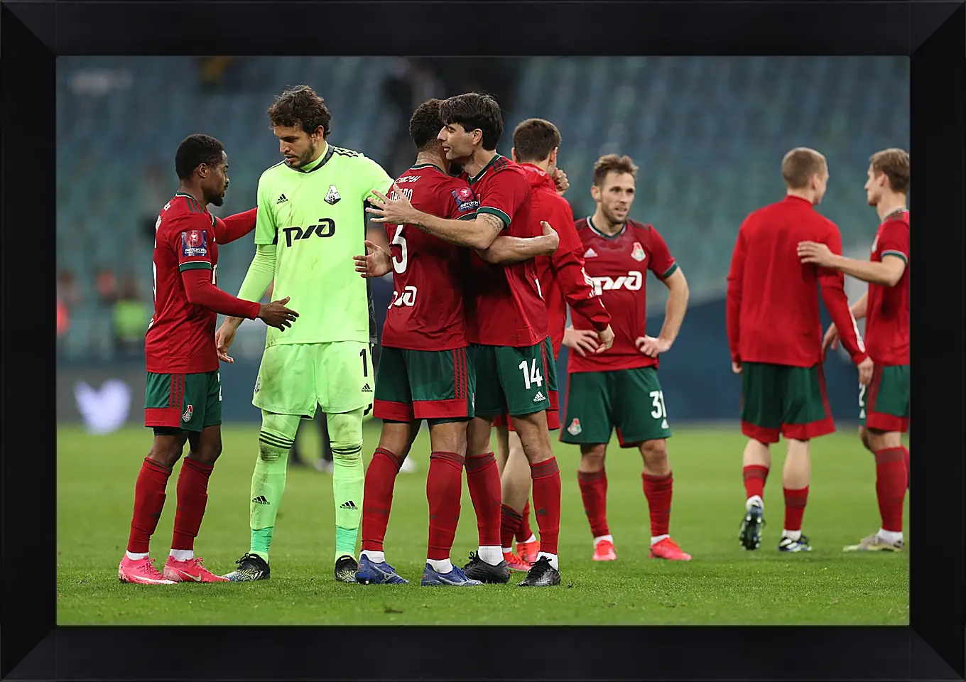 Картина в раме - После матча. ФК Локомотив Москва. FC Lokomotiv Moscow