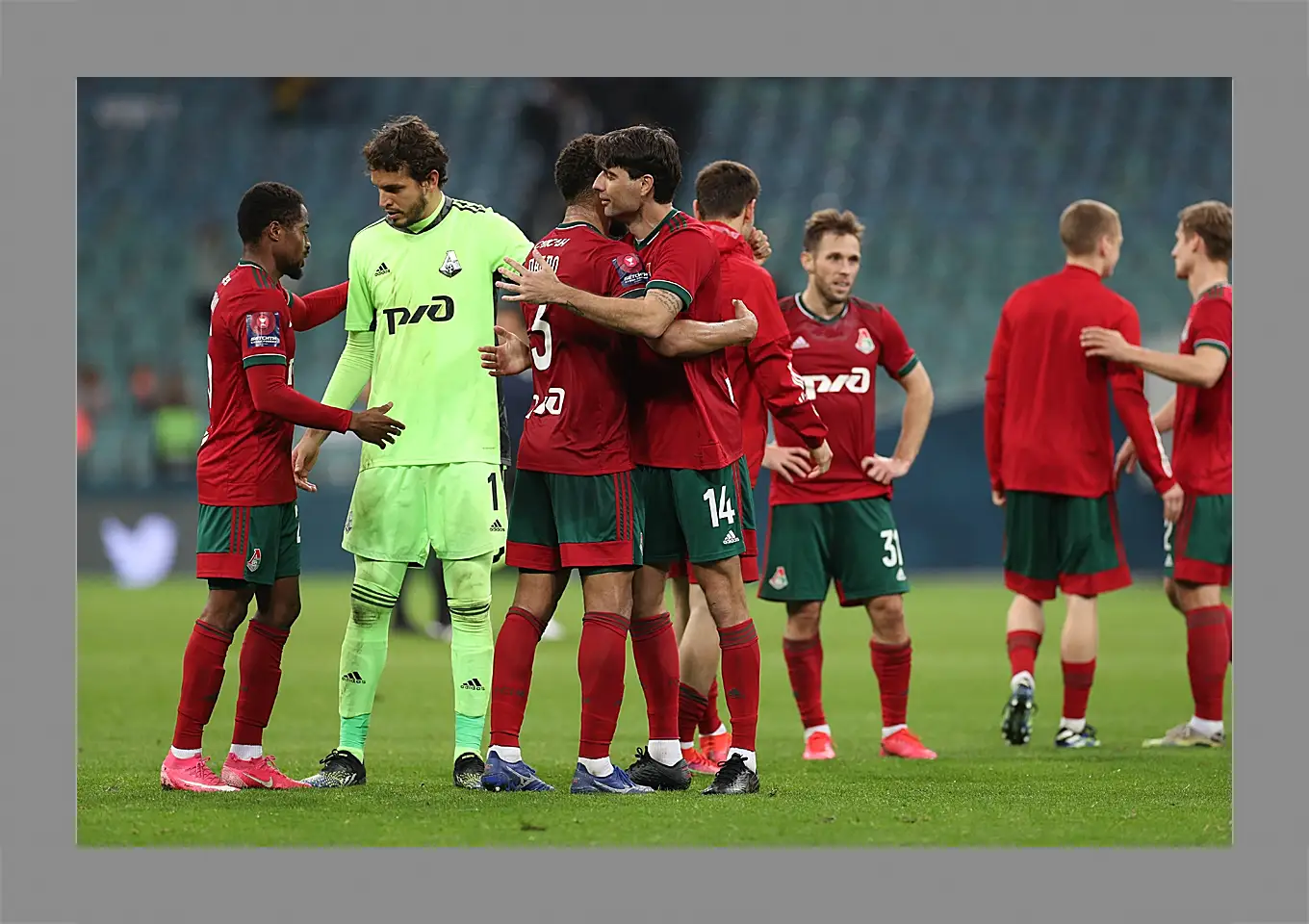 Картина в раме - После матча. ФК Локомотив Москва. FC Lokomotiv Moscow