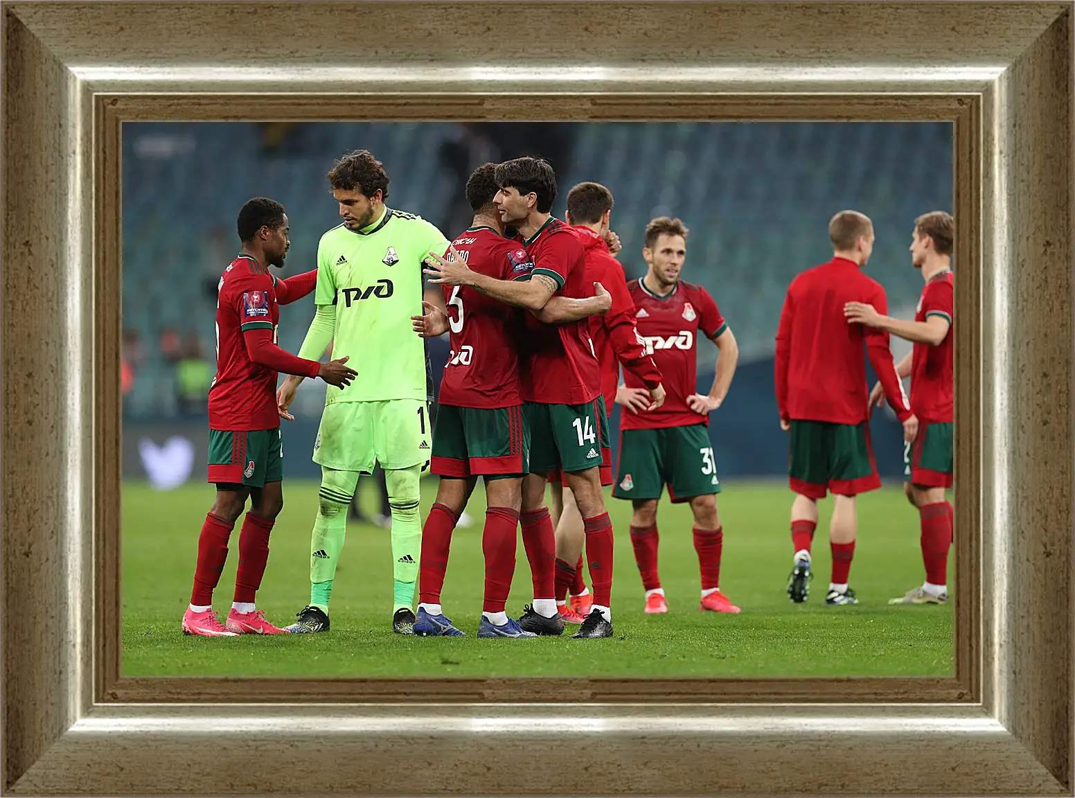 Картина в раме - После матча. ФК Локомотив Москва. FC Lokomotiv Moscow