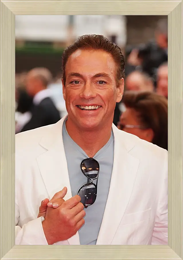 Картина в раме - Жан-Клод Ван Дамм. Jean-Claude Van Damme