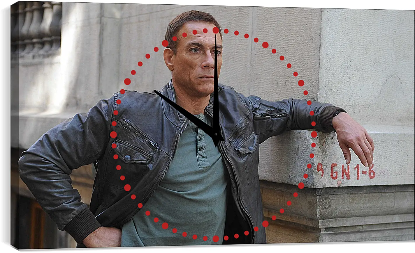 Часы картина - Жан-Клод Ван Дамм. Jean-Claude Van Damme