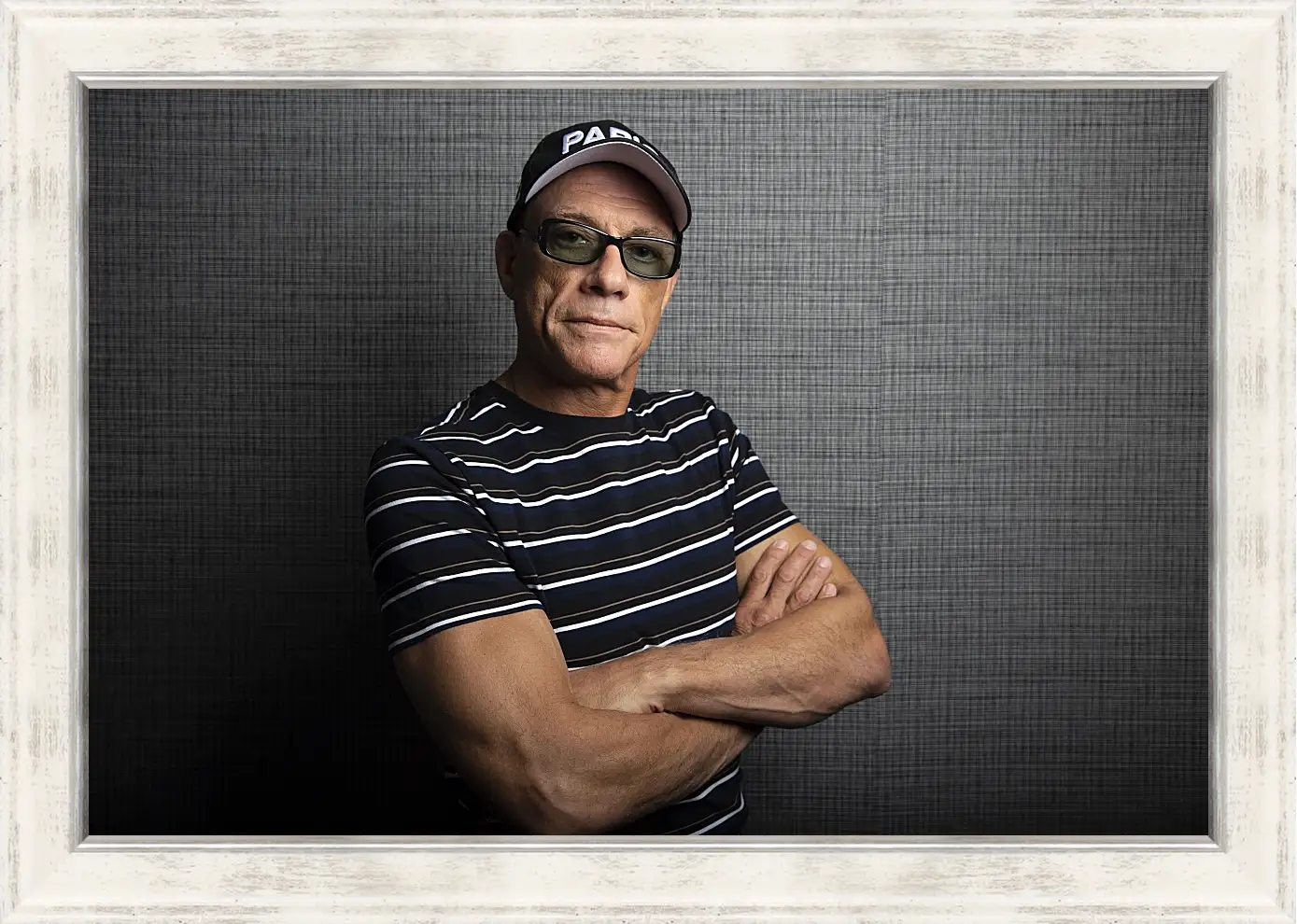 Картина в раме - Жан-Клод Ван Дамм. Jean-Claude Van Damme