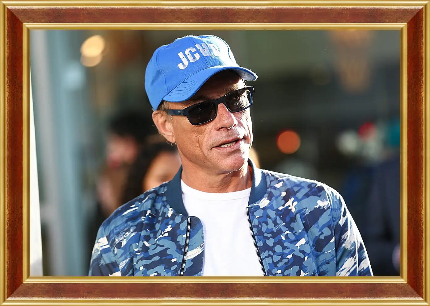 Картина в раме - Жан-Клод Ван Дамм. Jean-Claude Van Damme