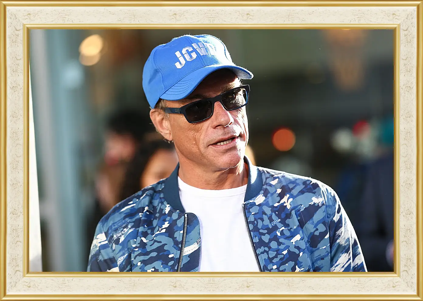 Картина в раме - Жан-Клод Ван Дамм. Jean-Claude Van Damme