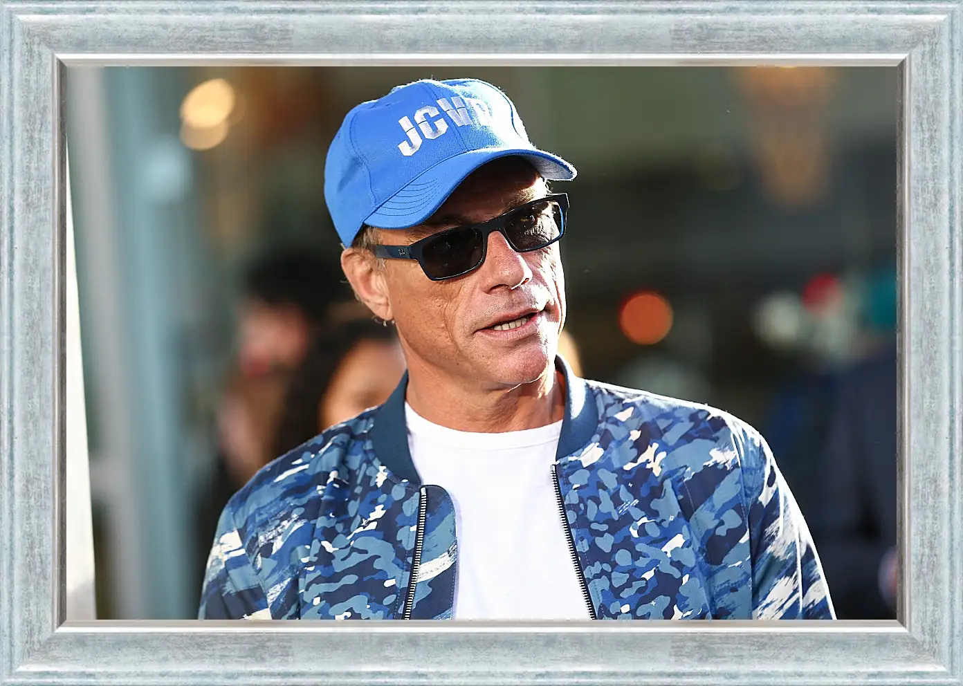 Картина в раме - Жан-Клод Ван Дамм. Jean-Claude Van Damme