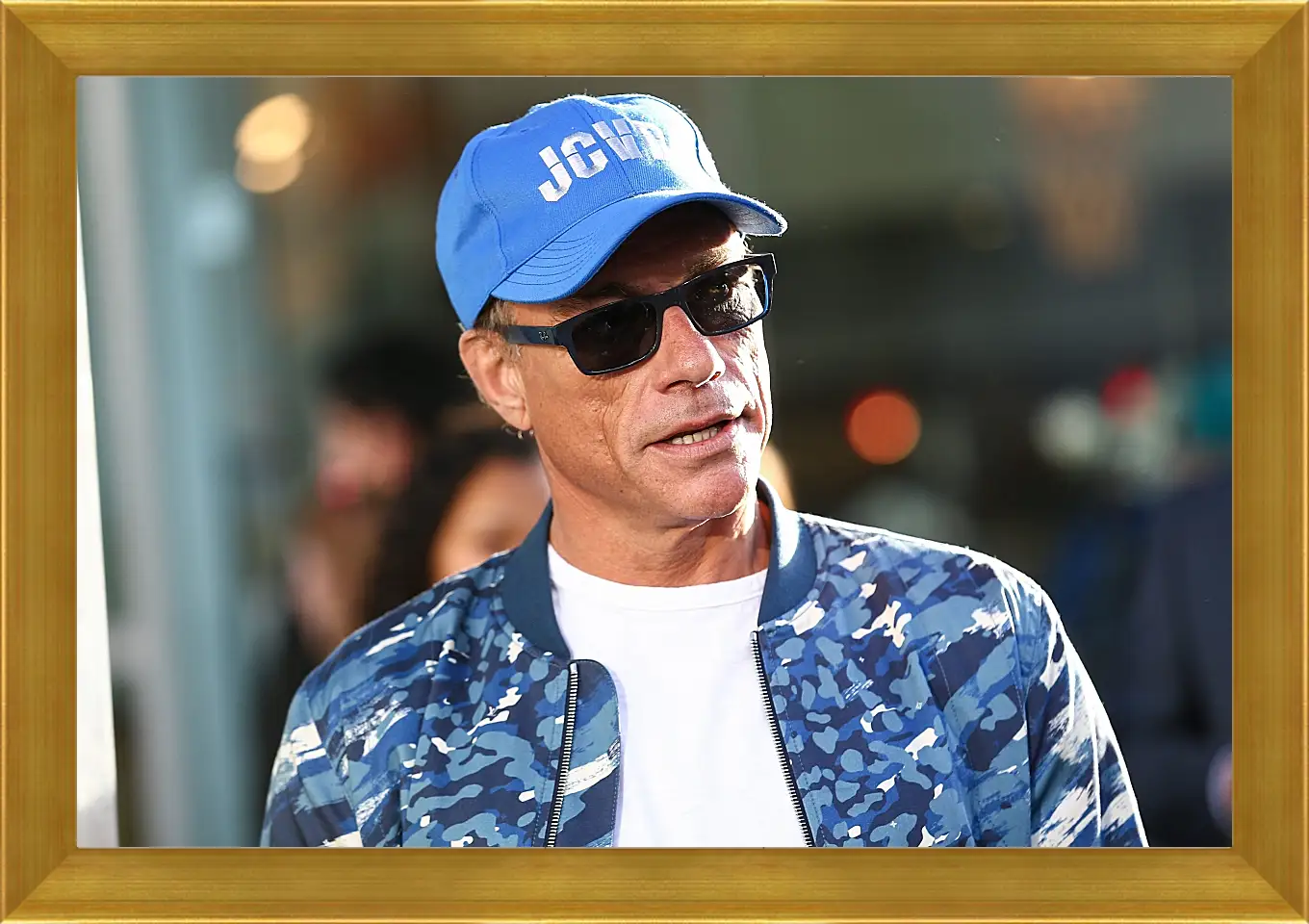 Картина в раме - Жан-Клод Ван Дамм. Jean-Claude Van Damme