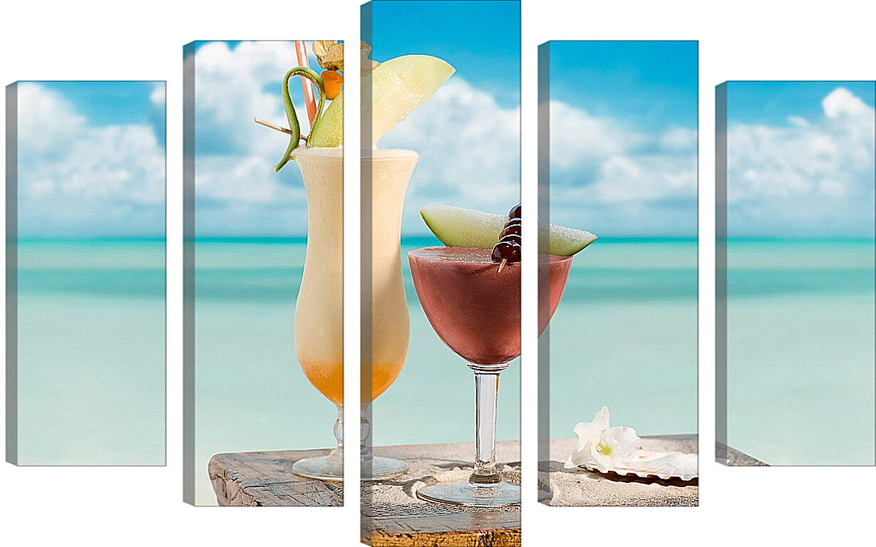 Модульная картина - Два коктейля на фоне моря