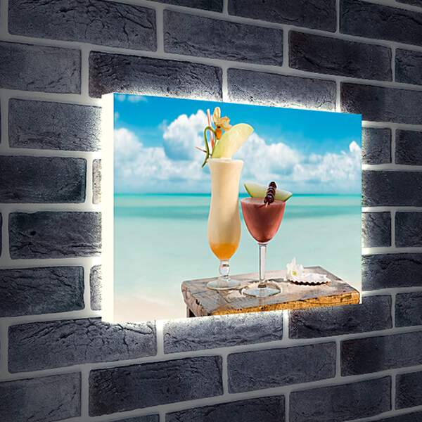 Лайтбокс световая панель - Два коктейля на фоне моря