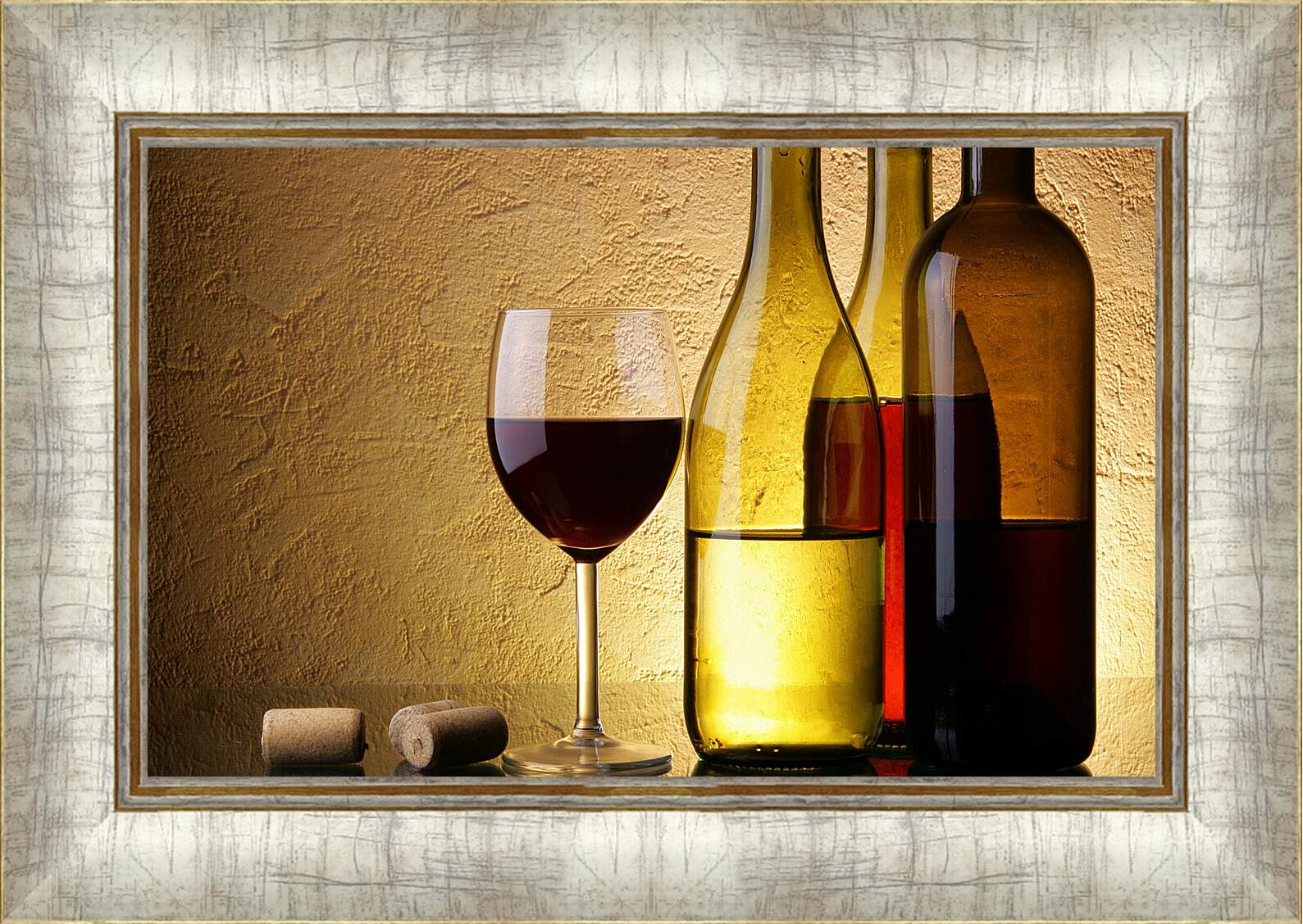 Картина в раме - Две бутылки с вином и бокал