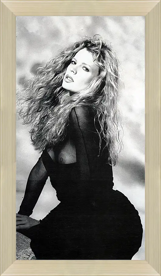 Картина в раме - Ким Бейсингер. Kim Basinger