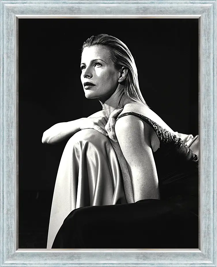 Картина в раме - Ким Бейсингер. Kim Basinger