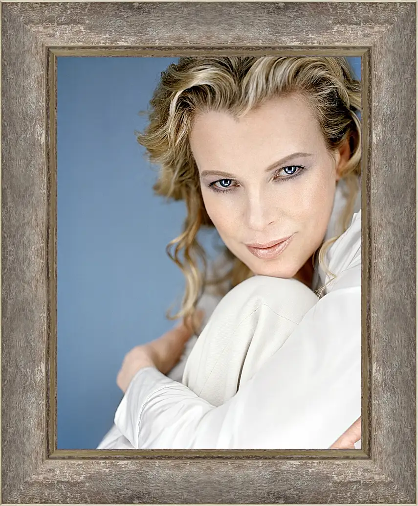 Картина в раме - Ким Бейсингер. Kim Basinger