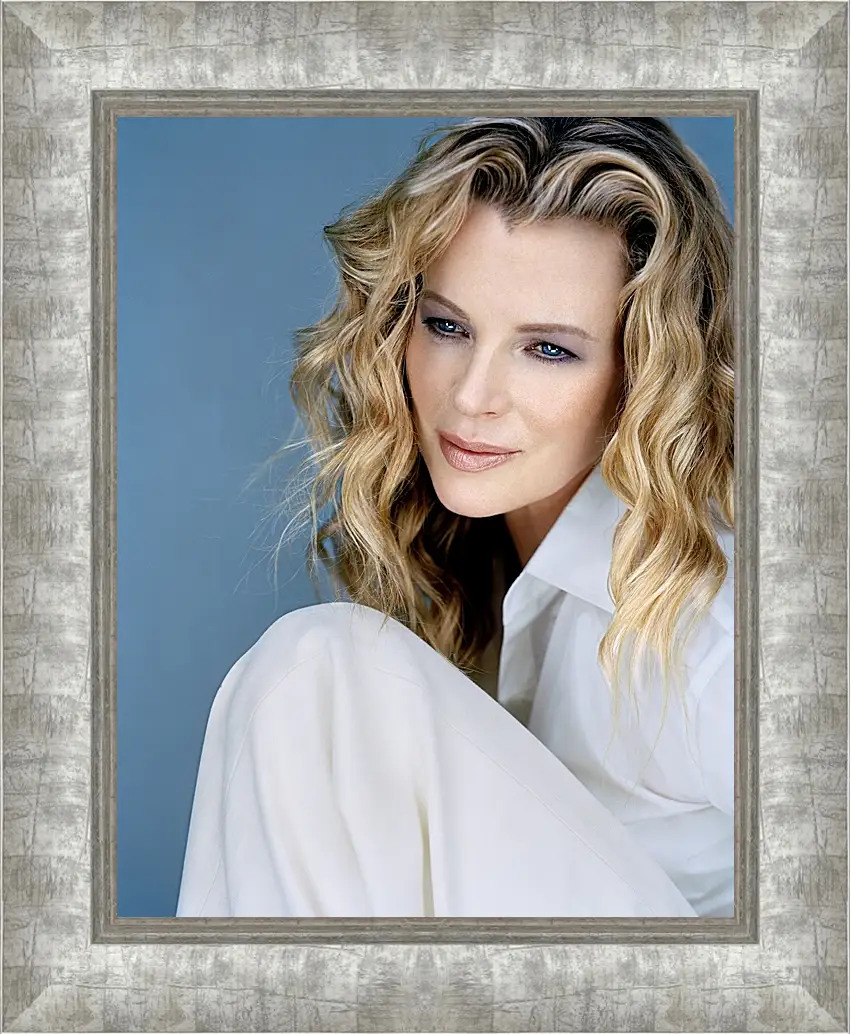 Картина в раме - Ким Бейсингер. Kim Basinger