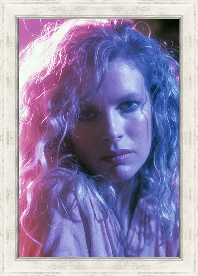 Картина в раме - Ким Бейсингер. Kim Basinger