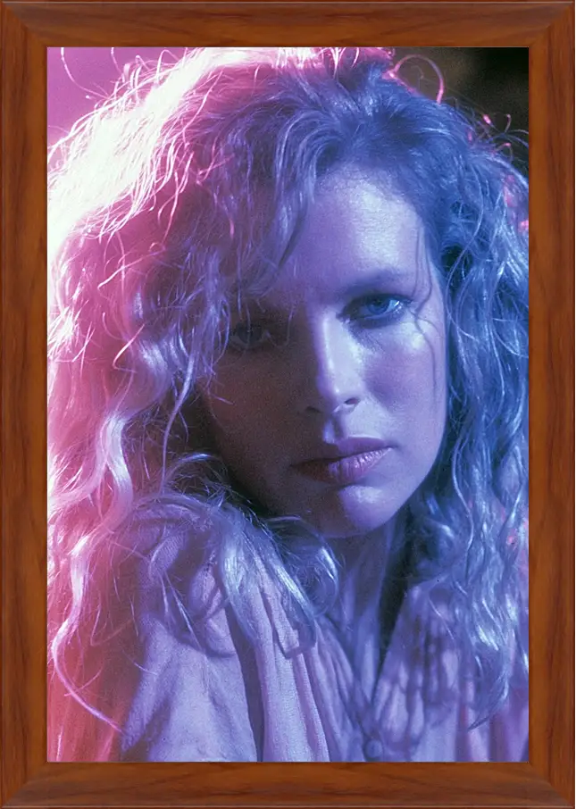 Картина в раме - Ким Бейсингер. Kim Basinger