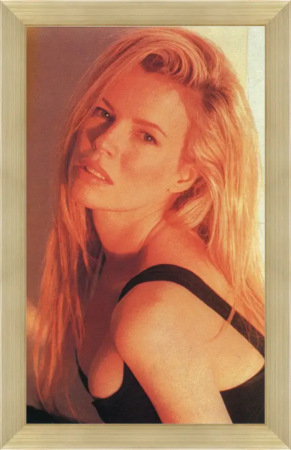 Картина в раме - Ким Бейсингер. Kim Basinger