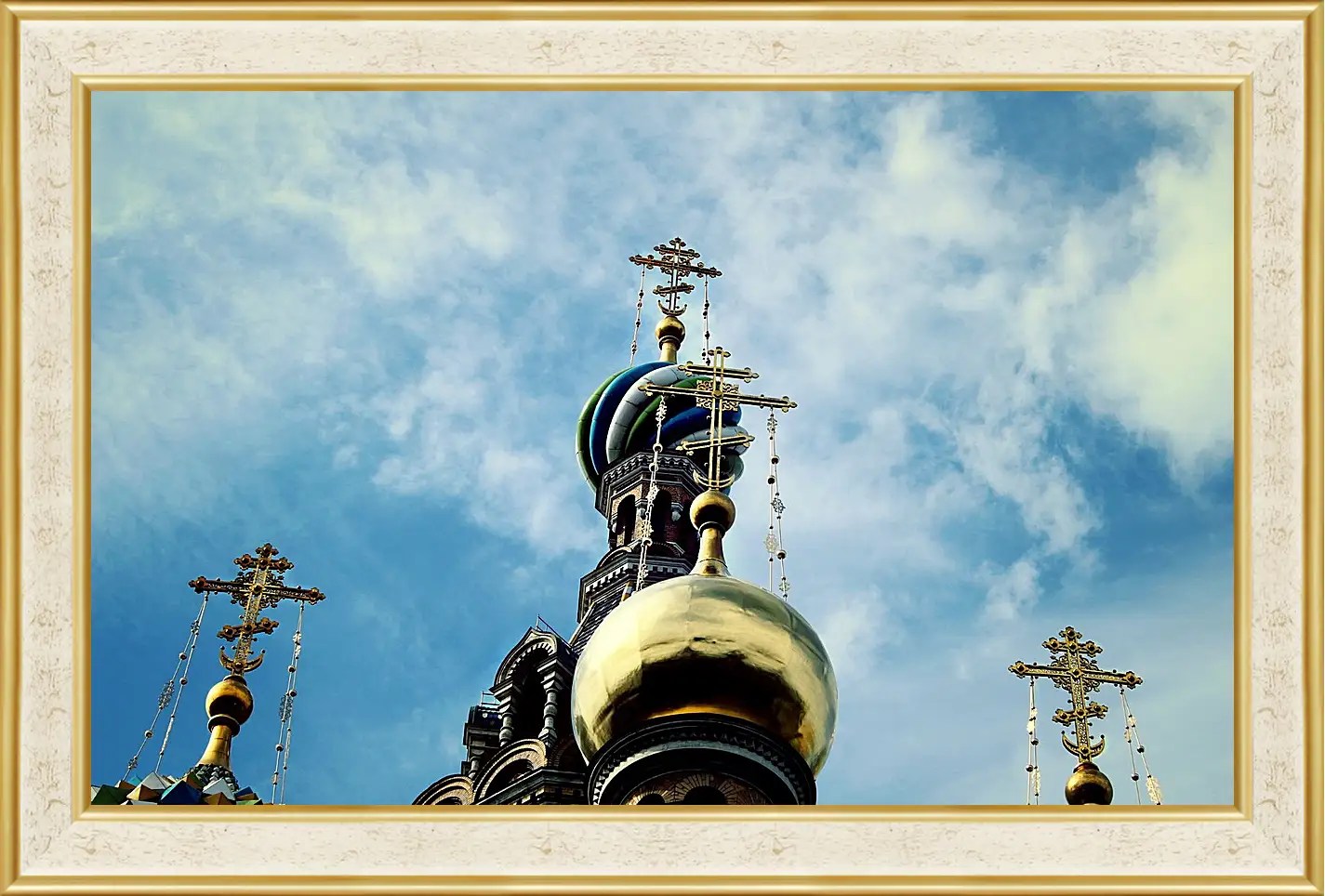 Картина в раме - Город