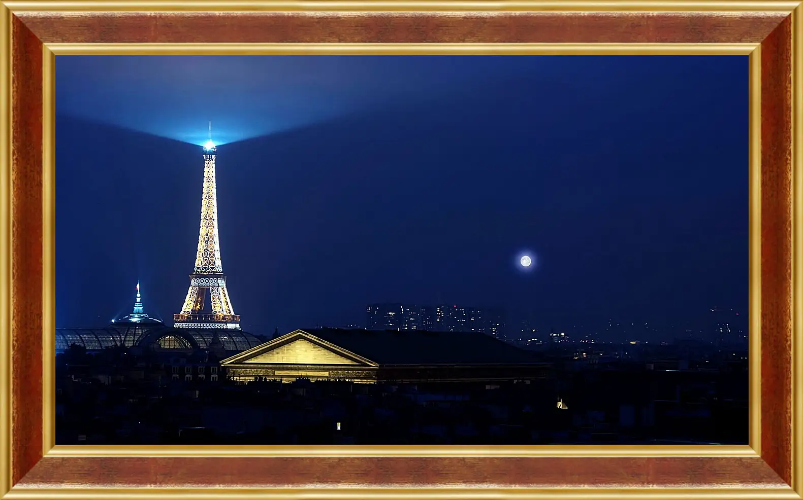 Картина в раме - Город