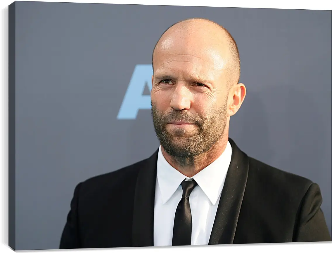 Jason statham. Джейсон Стэтхэм. Джейсон Стэтхэм лысый. Джейсон Стэтхэм с бородой. Джейсон Стэтхэм лысина.