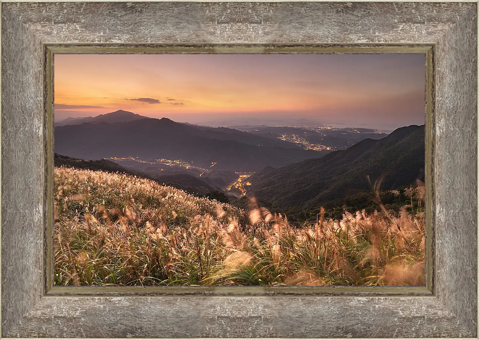 Картина в раме - Город
