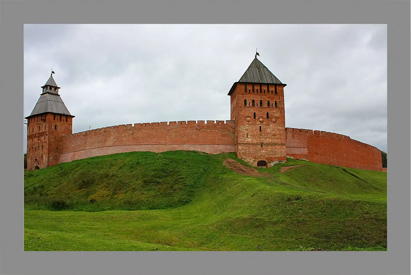 Картина в раме - Город