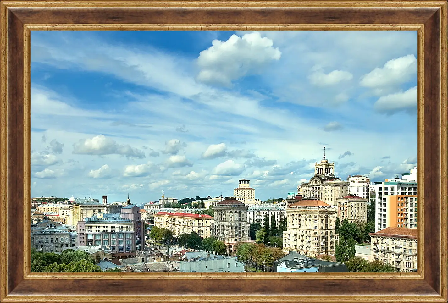 Картина в раме - Город