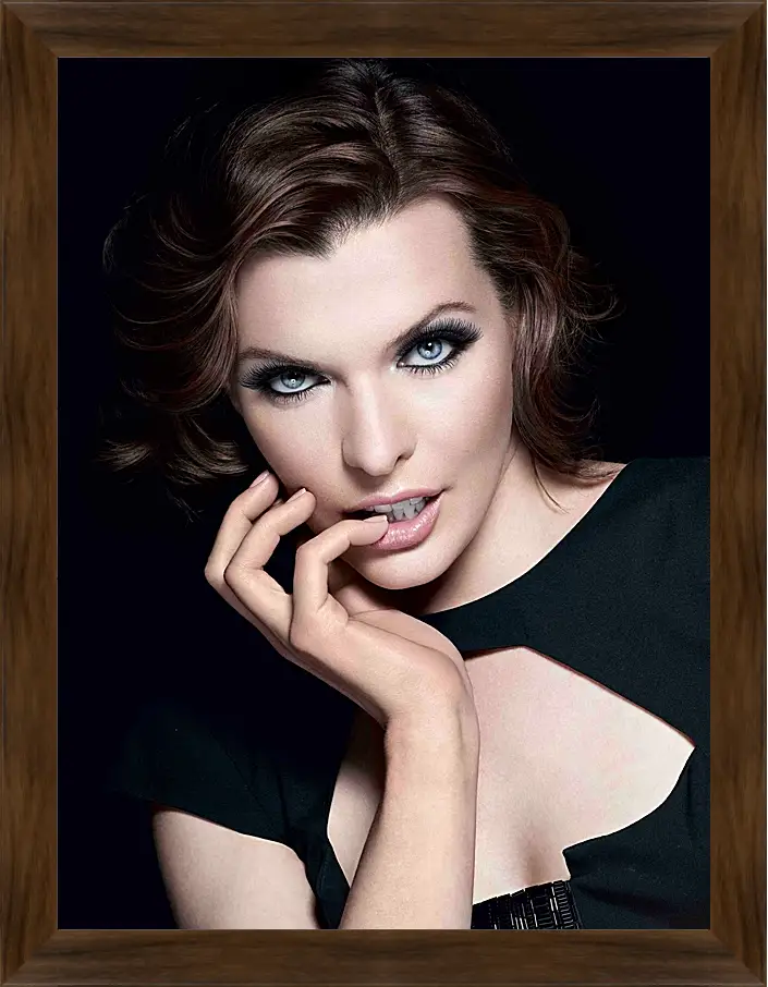 Картина в раме - Милла Йовович. Milla Jovovich