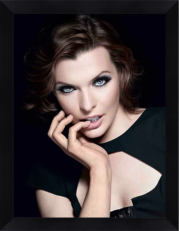 Картина в раме - Милла Йовович. Milla Jovovich