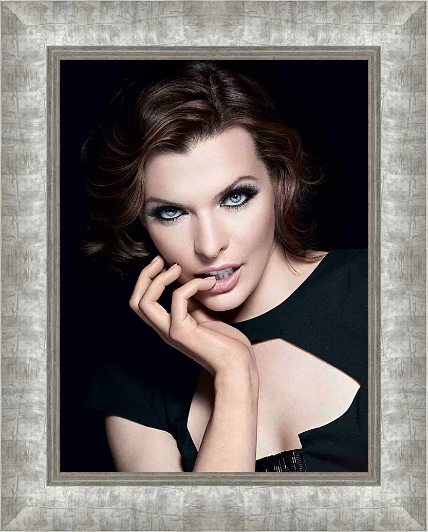 Картина в раме - Милла Йовович. Milla Jovovich