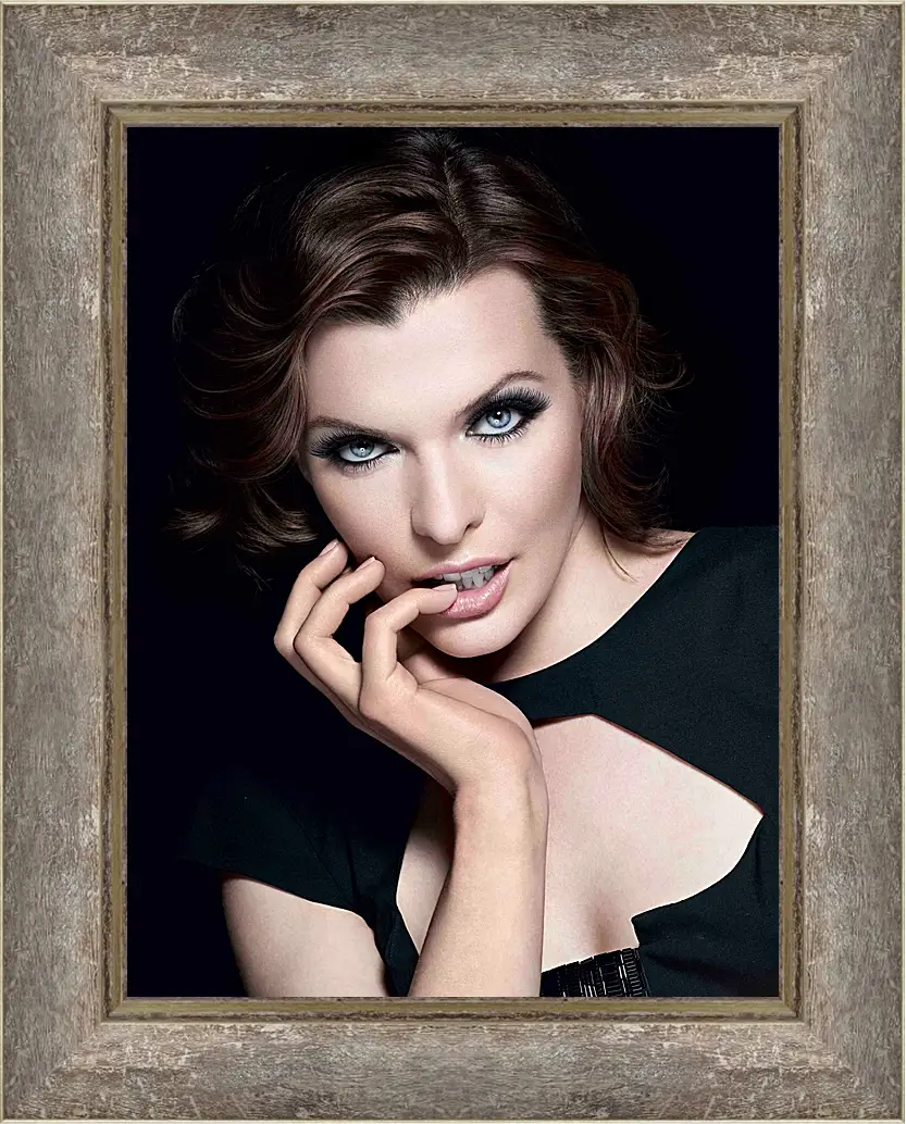 Картина в раме - Милла Йовович. Milla Jovovich