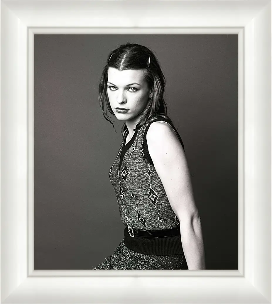 Картина в раме - Милла Йовович. Milla Jovovich