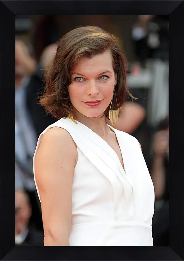 Картина в раме - Милла Йовович. Milla Jovovich