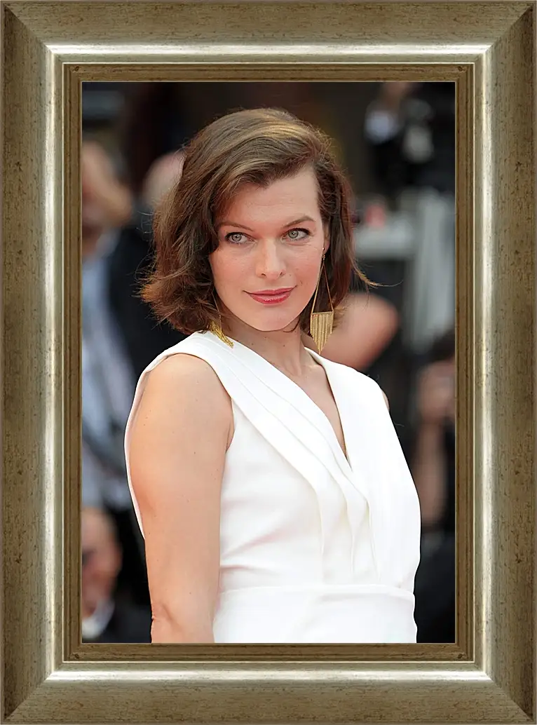 Картина в раме - Милла Йовович. Milla Jovovich