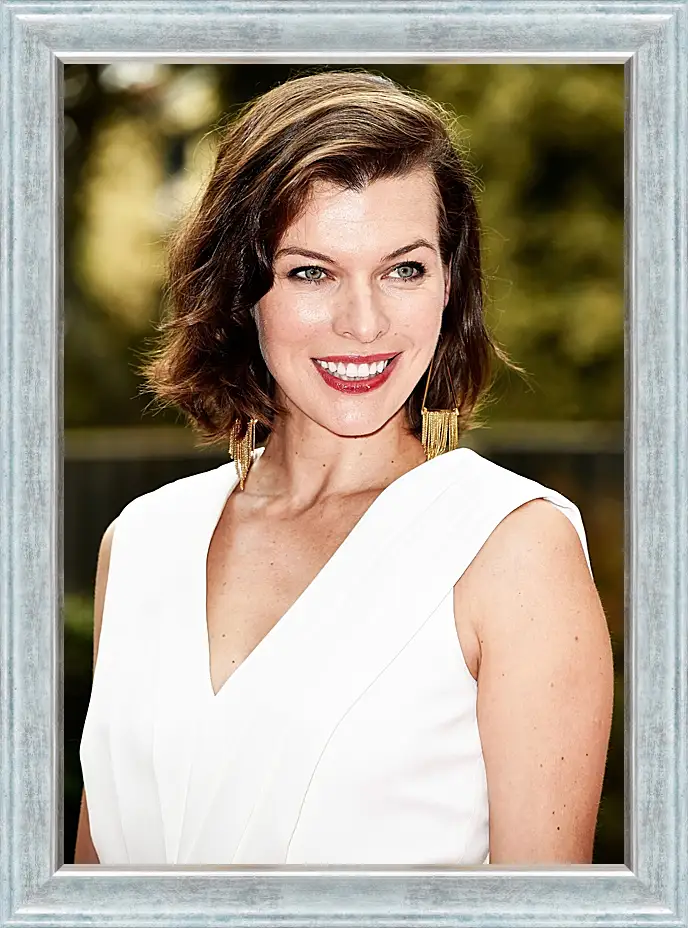 Картина в раме - Милла Йовович. Milla Jovovich