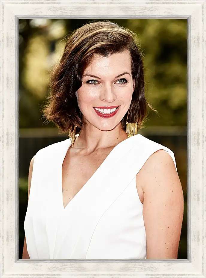 Картина в раме - Милла Йовович. Milla Jovovich