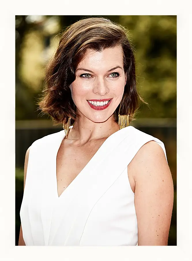 Картина в раме - Милла Йовович. Milla Jovovich