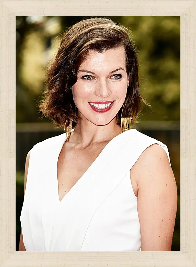 Картина в раме - Милла Йовович. Milla Jovovich