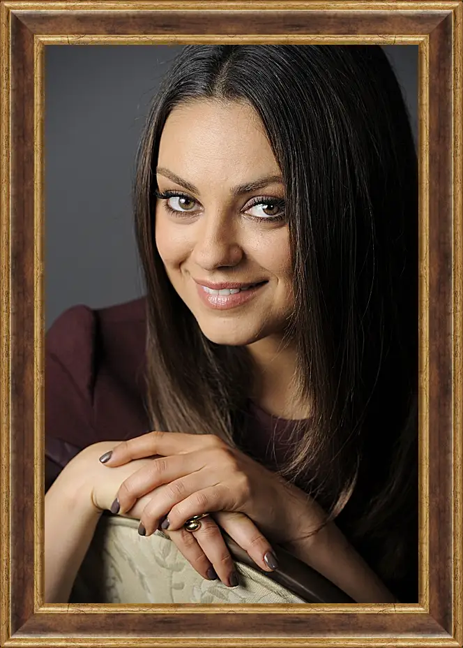 Картина в раме - Мила Кунис. Mila Kunis