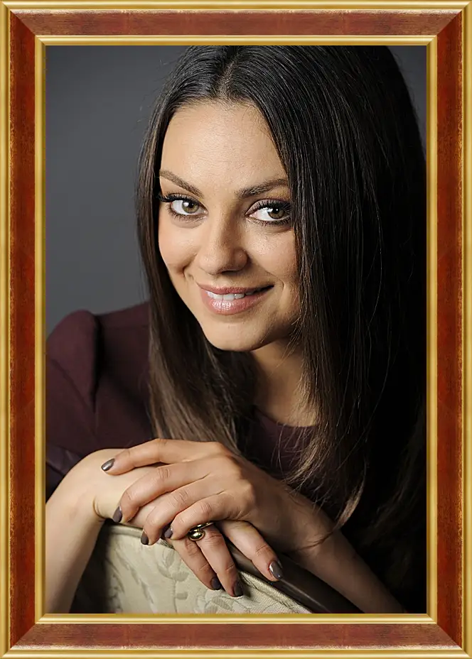 Картина в раме - Мила Кунис. Mila Kunis