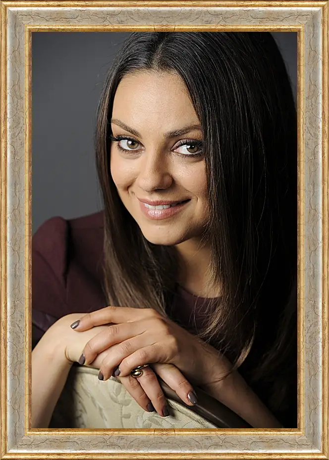 Картина в раме - Мила Кунис. Mila Kunis